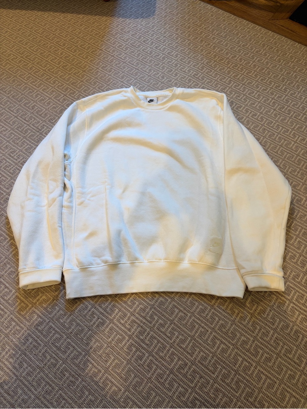 Nike Men's White Crewneck Sweatshirt